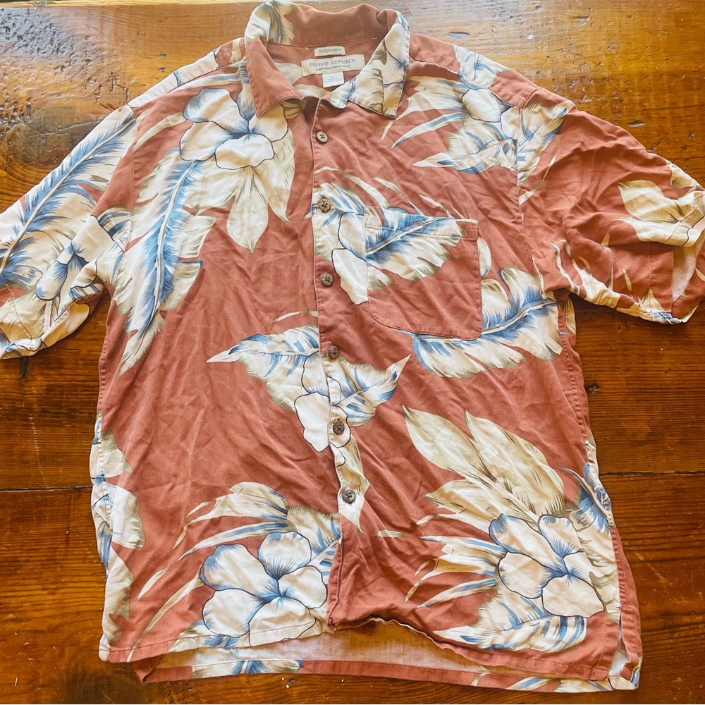 Island Republic Hawaiian Button down